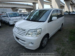 Used 2004 TOYOTA NOAH BF801012 for Sale