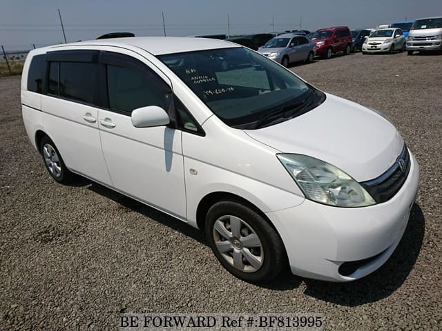 Toyota isis 2007