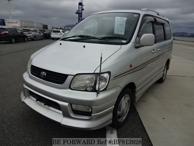 TOYOTA Liteace Noah