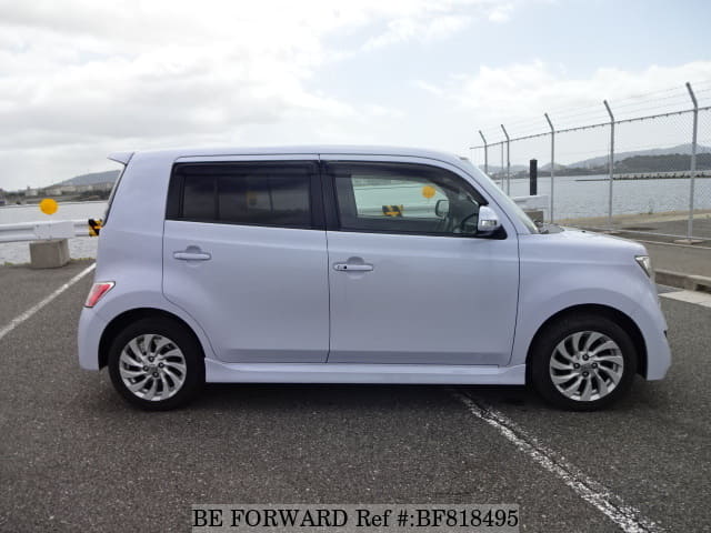 Toyota bb 2008