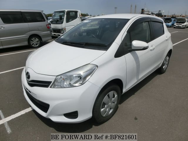 TOYOTA Vitz