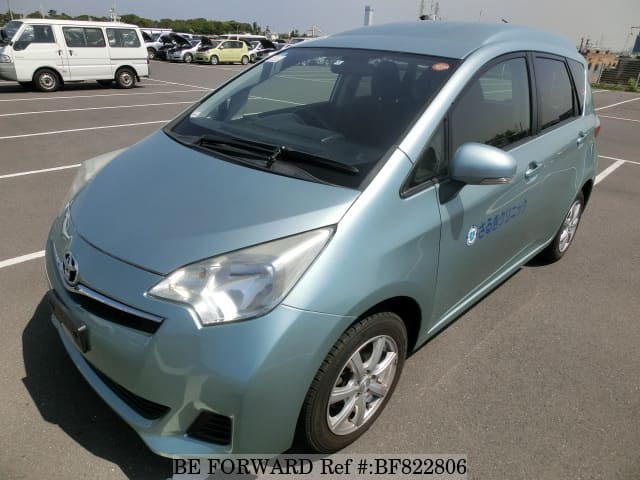 Toyota ractis 2012