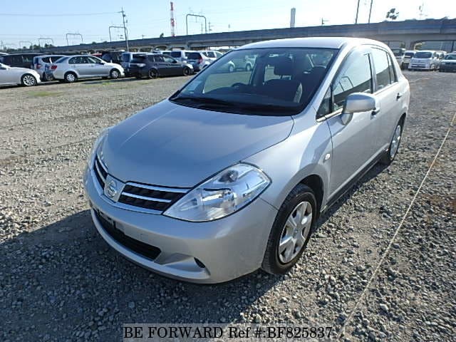 Used 2013 Nissan Tiida Latio Dba Sc11 For Sale Bf825837 Be Forward