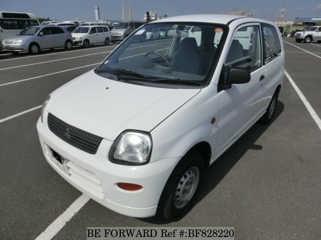 MITSUBISHI Minica