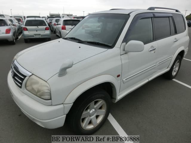 SUZUKI Grand Escudo