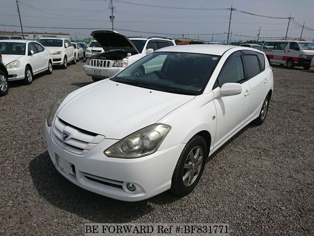 TOYOTA Caldina