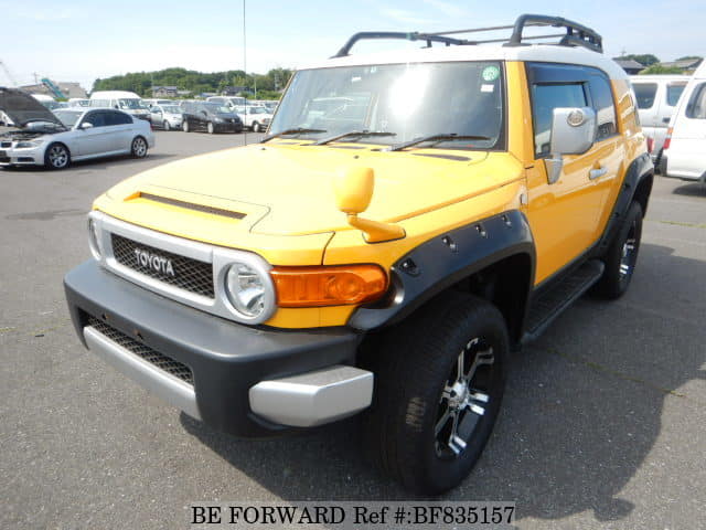 TOYOTA FJ Cruiser