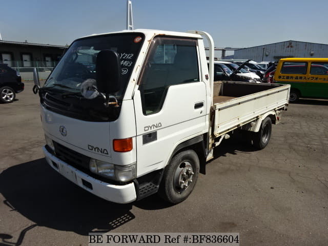 TOYOTA Dyna Truck