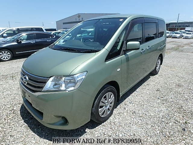 Nissan serena 2011