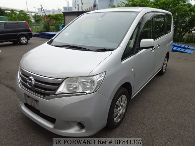 Nissan serena 2012
