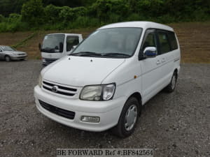 Used 2000 TOYOTA TOWNACE NOAH BF842564 for Sale