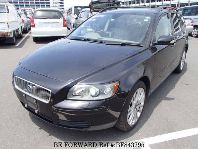 VOLVO V50