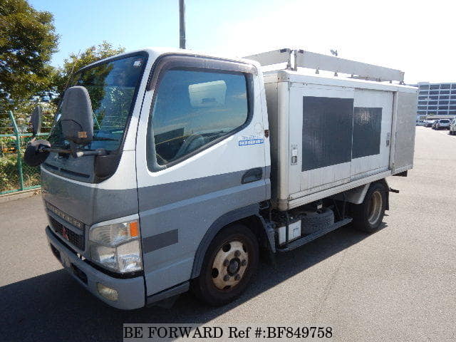 MITSUBISHI Canter