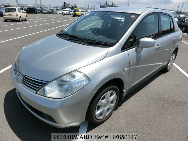 Nissan latio 2006
