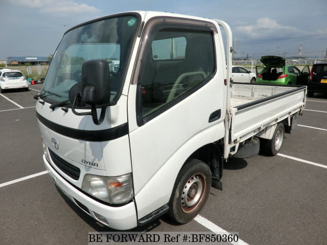 TOYOTA Dyna Truck