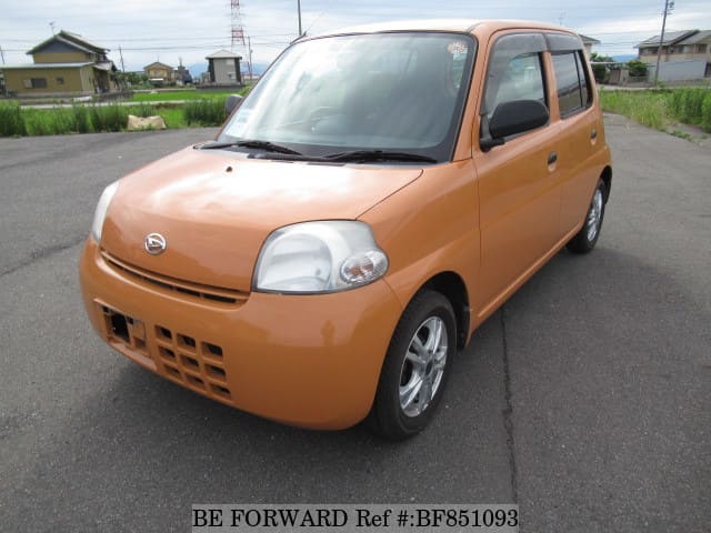 DAIHATSU Esse