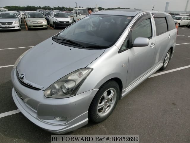 TOYOTA Wish