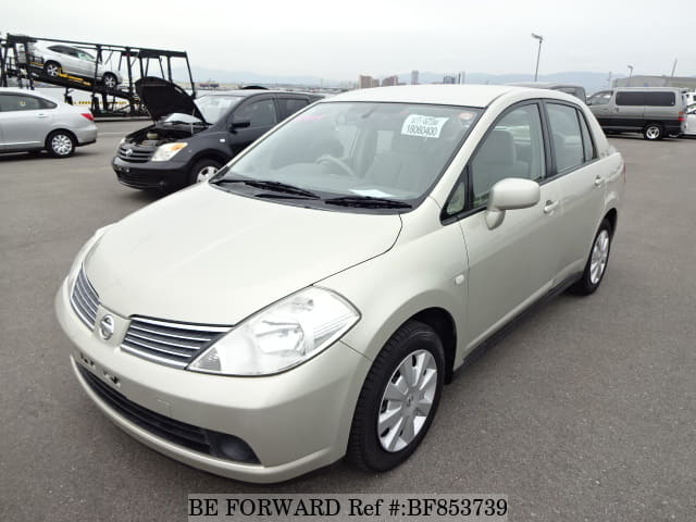 Nissan latio 2006