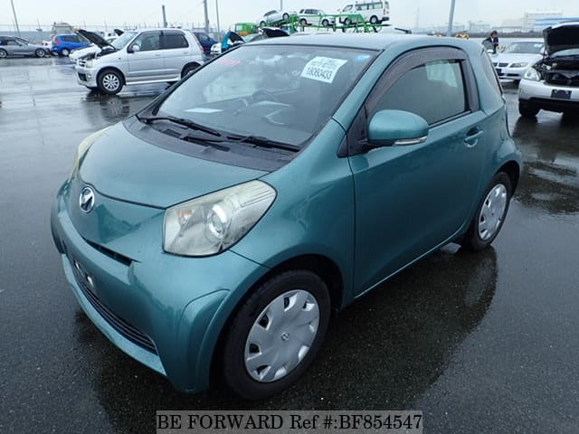 TOYOTA IQ