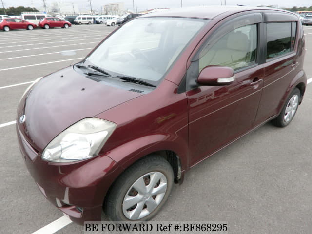 DAIHATSU Boon