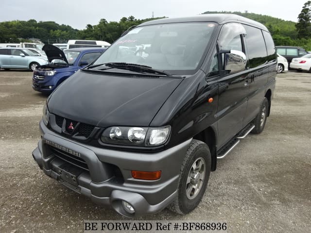 MITSUBISHI Delica Spacegear