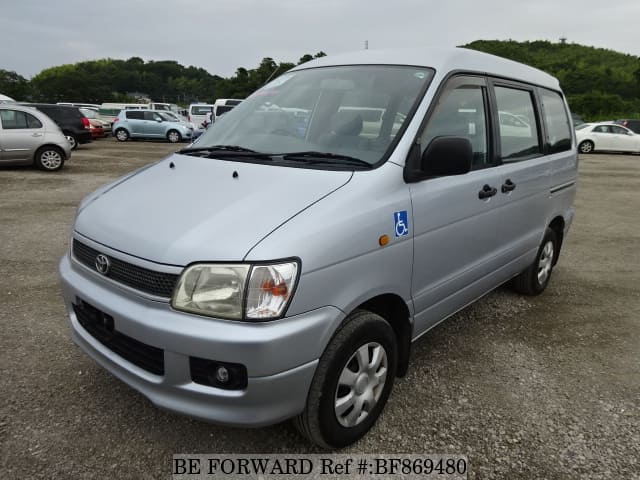 TOYOTA Liteace Noah