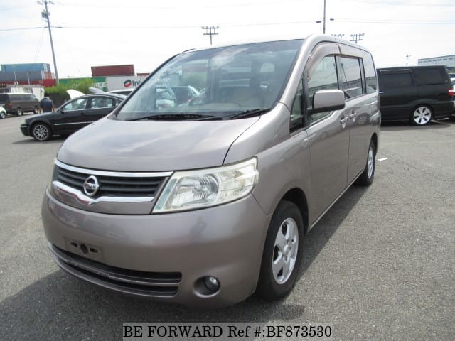Nissan serena 2005