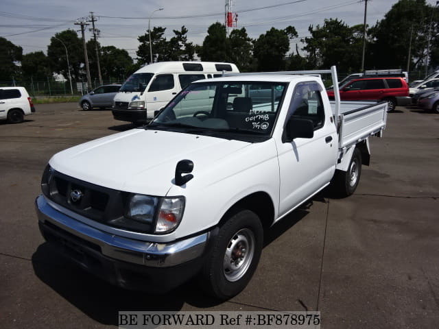 NISSAN Datsun Truck