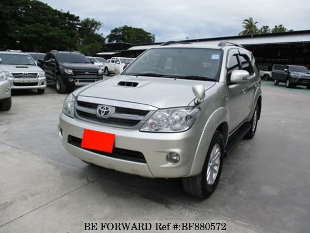 TOYOTA Fortuner