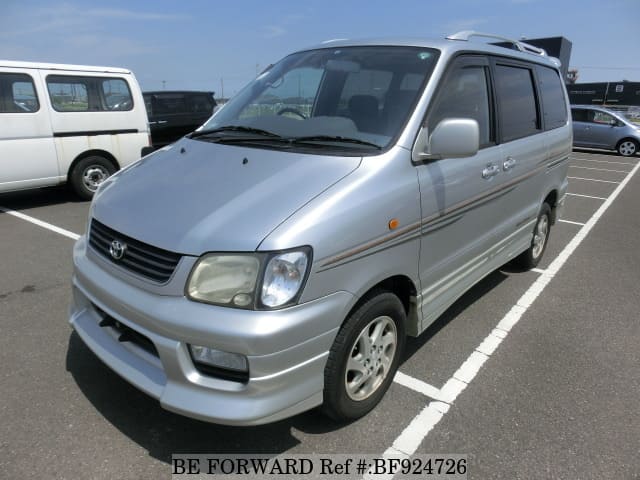 Toyota noah 2001