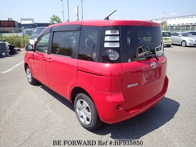 Toyota sienta x