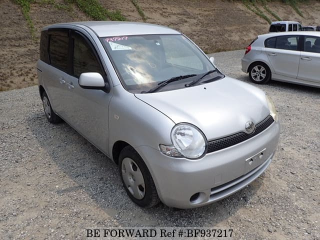 Toyota sienta ncp81g