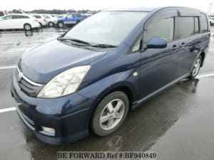 Used 2004 TOYOTA ISIS BF940849 for Sale