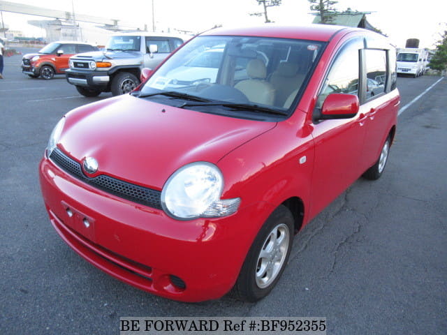 Toyota sienta 2003