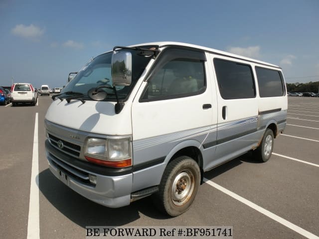 TOYOTA Hiace Van