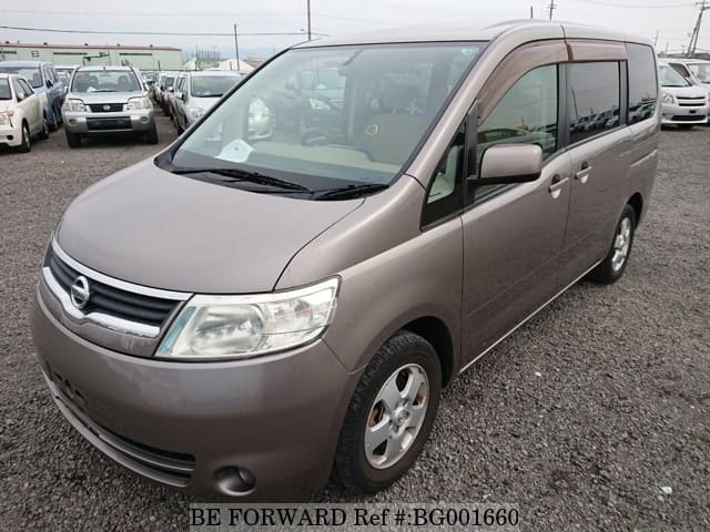 Nissan serena 2007