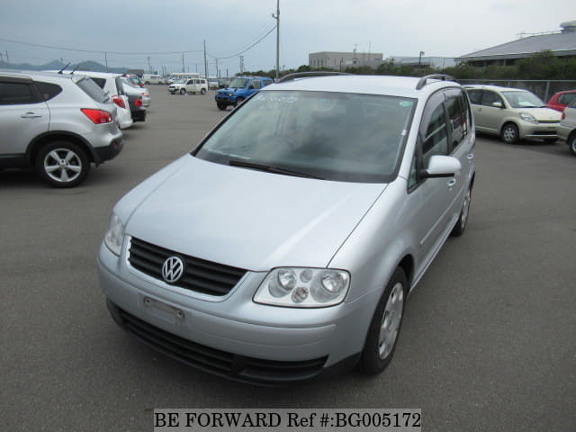 VOLKSWAGEN Golf Touran