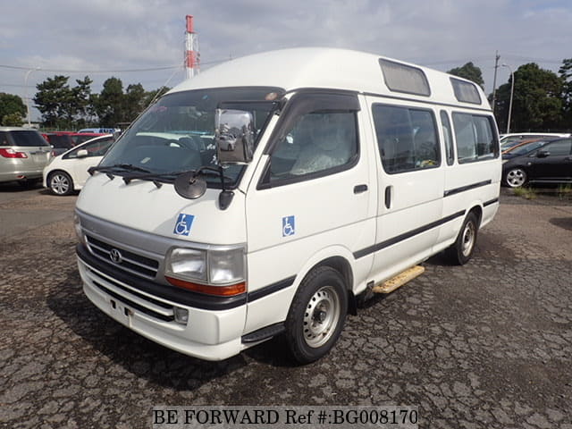 TOYOTA Hiace Commuter