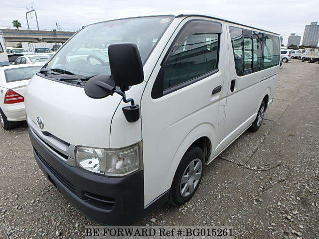 TOYOTA Regiusace Van