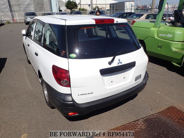 Mitsubishi lancer cargo