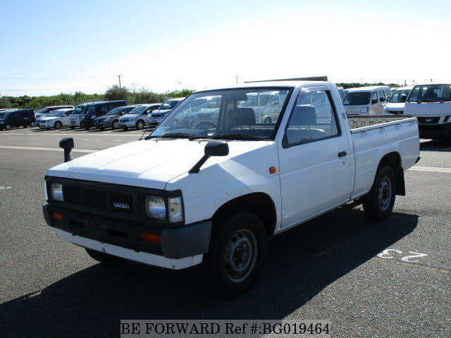 Nissan datsun 1990