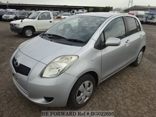 TOYOTA Vitz