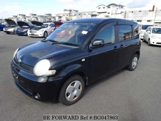 Toyota sienta 2003