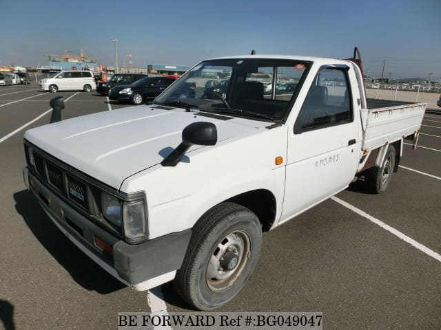 Nissan datsun 1990