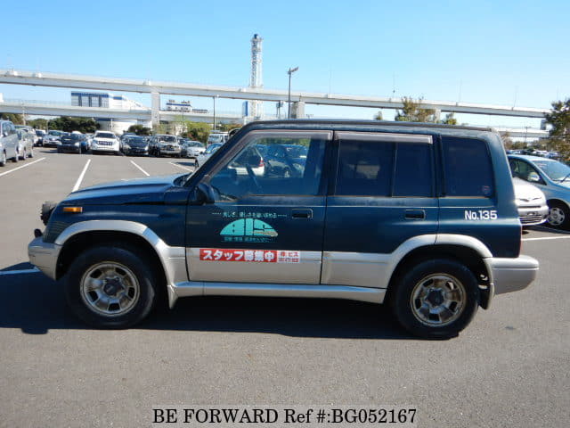Suzuki escudo td11w
