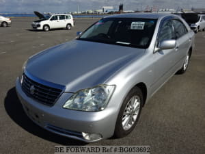 Used 2004 TOYOTA CROWN BG053692 for Sale