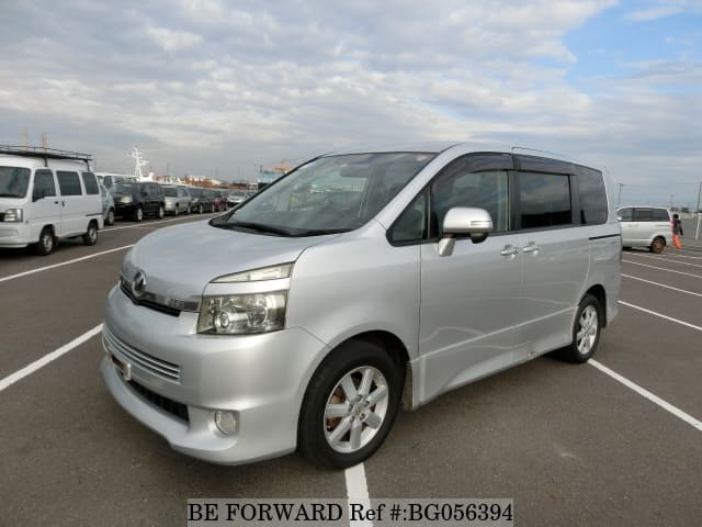 Toyota voxy 2008