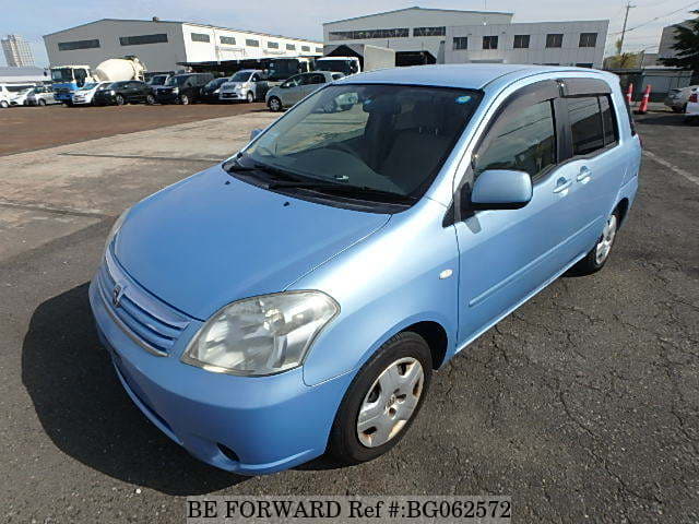 Toyota raum 2006