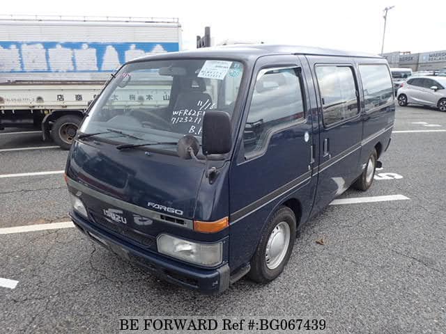 ISUZU Fargo Van