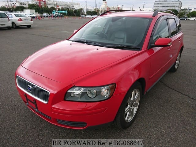 VOLVO V50